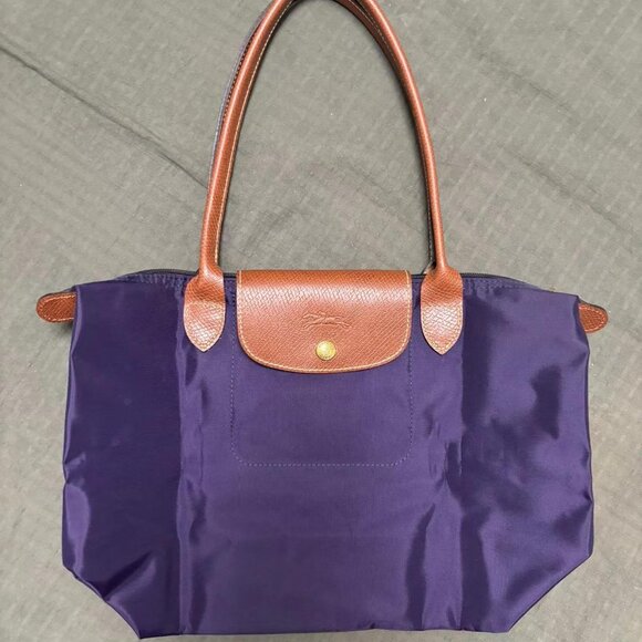 Longchamp Handbags - Brand new purple medium Longchamp women's canvas bag